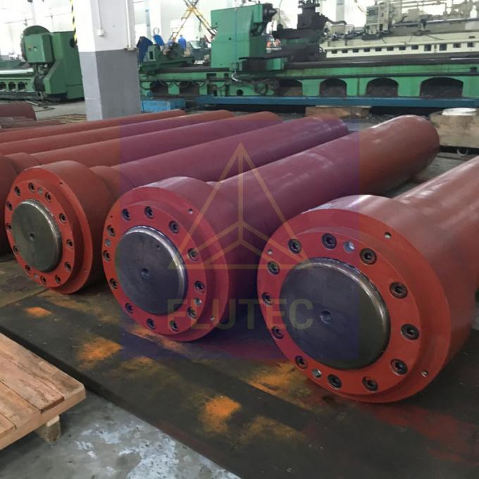 Büyük Borlu Boltlu Başlı Hidrolik Silindirler 400 tonluk Plunger Hidrolik Silindir 0