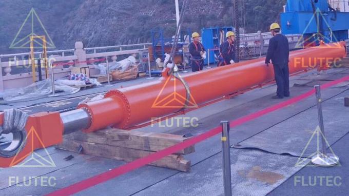 Kafası Bolted Mill tipi hidrolik silindir Dam kapısı / dökme kapısı için 1