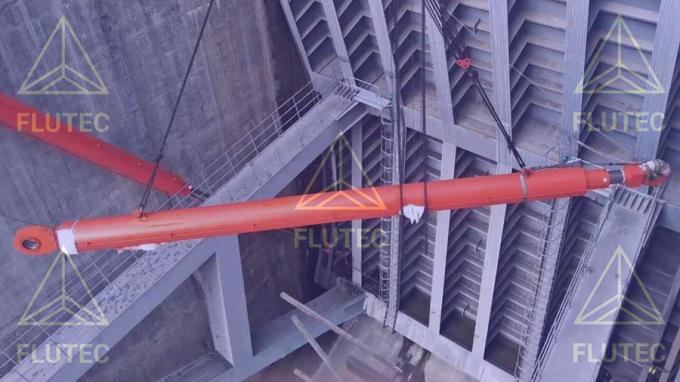 Kafası Bolted Mill tipi hidrolik silindir Dam kapısı / dökme kapısı için 4